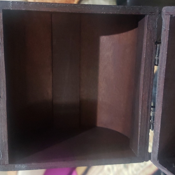 Vintage Wooden Treasure Box - Picture 7 of 14